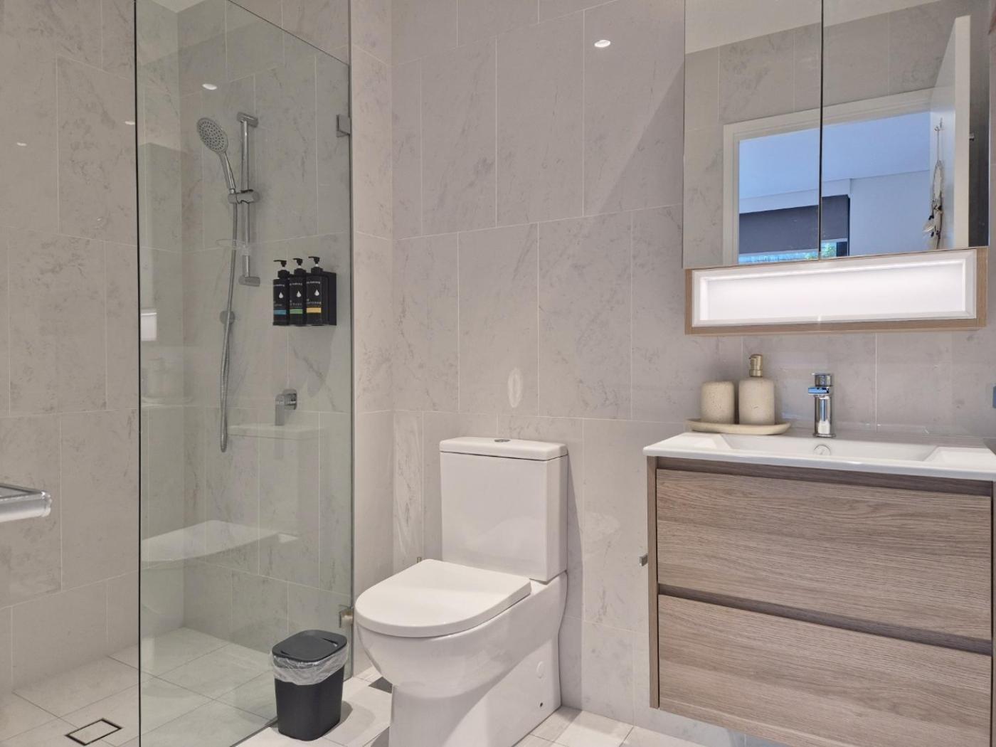 Apartment Modern 3 Bed Near Lidcombe Station