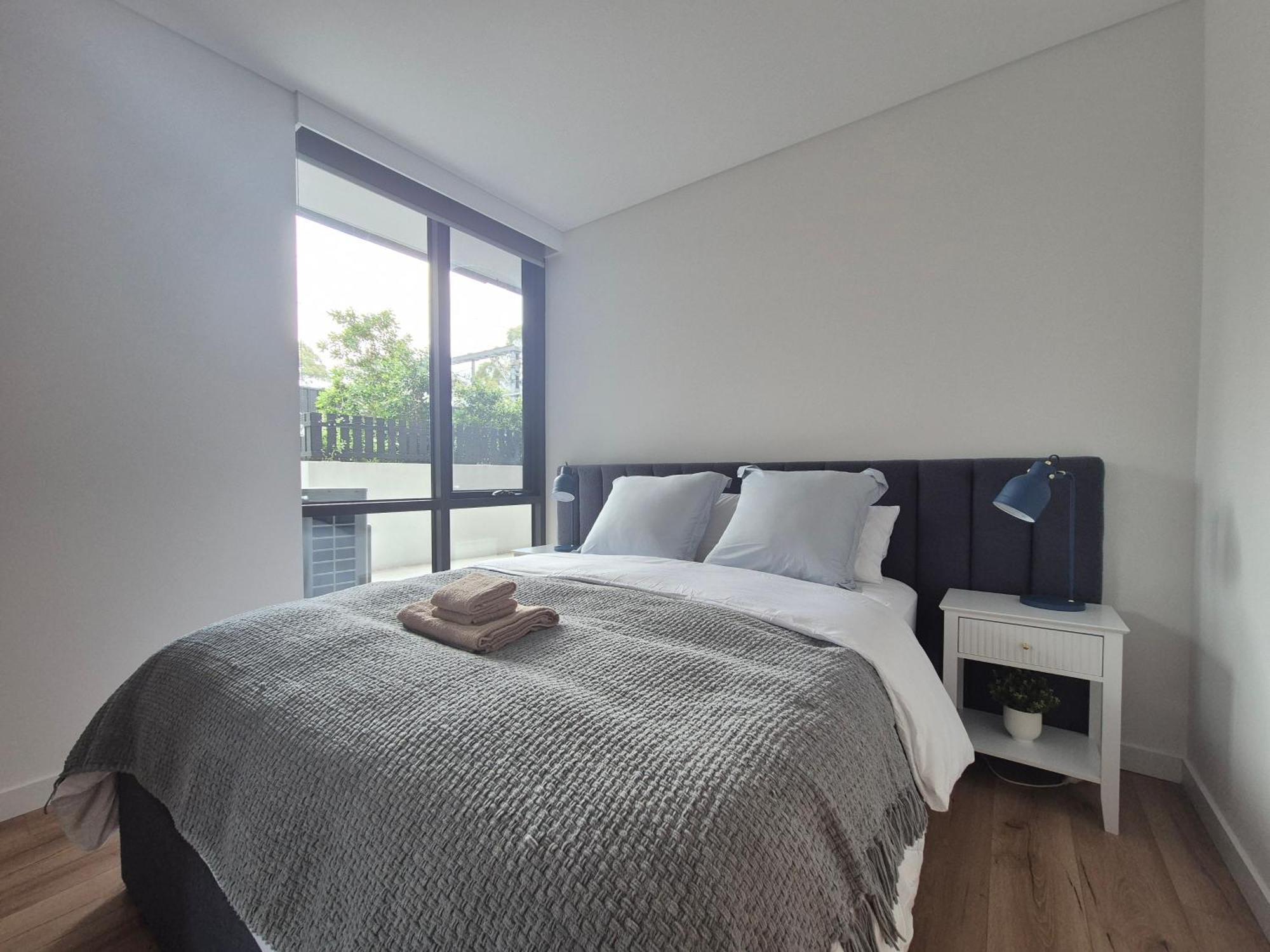 Apartment Modern 3 Bed Near Lidcombe Station
